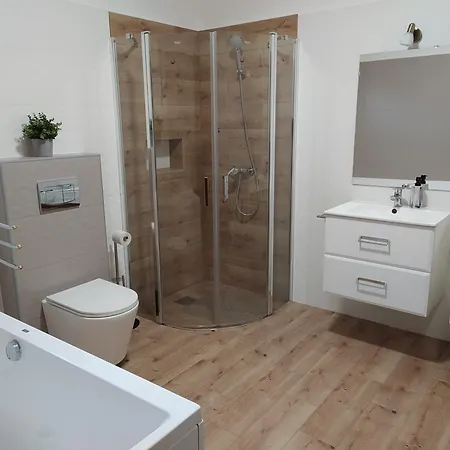 Norbert Vendeghaz Apartment Balatonszarszo